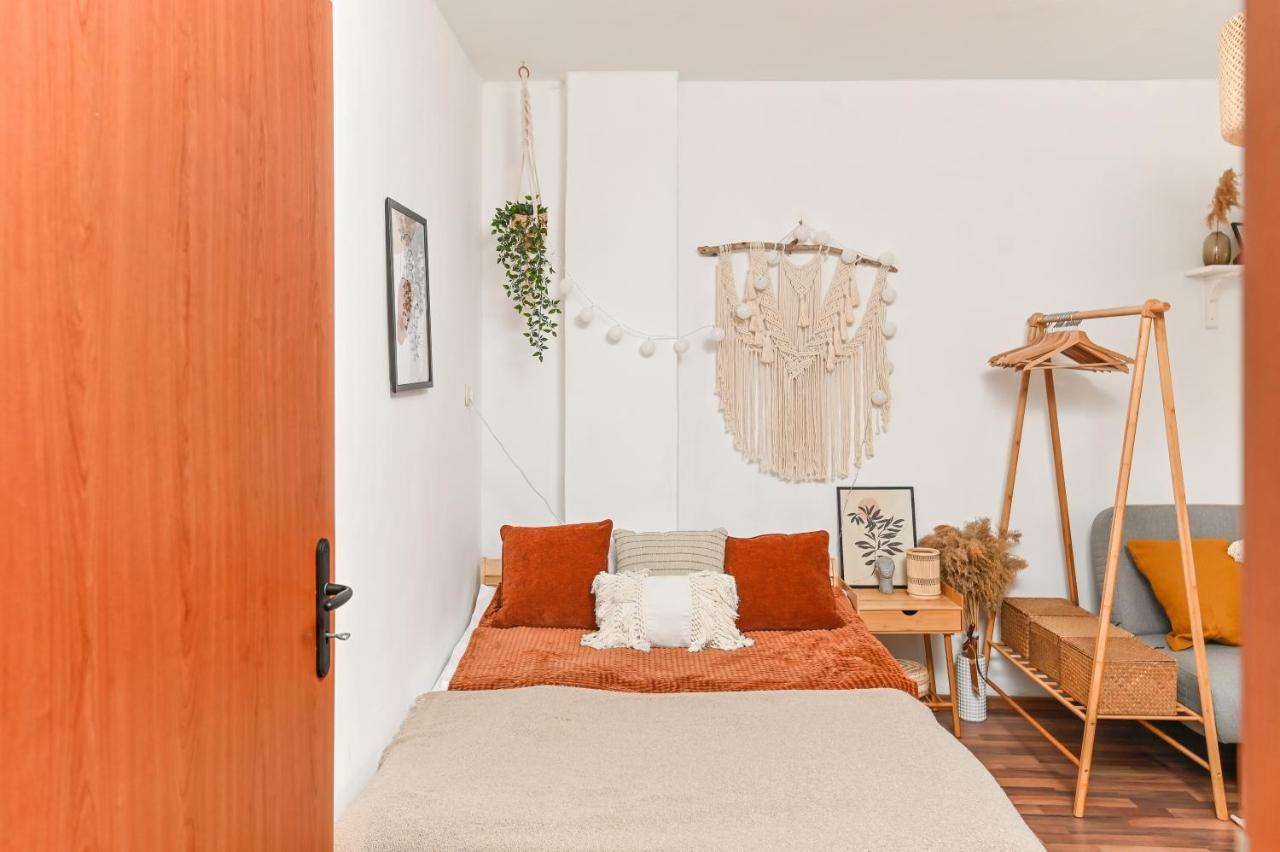 סופיה Cosy&Art 1Bd Apartment Next To Slaveykov Square מראה חיצוני תמונה