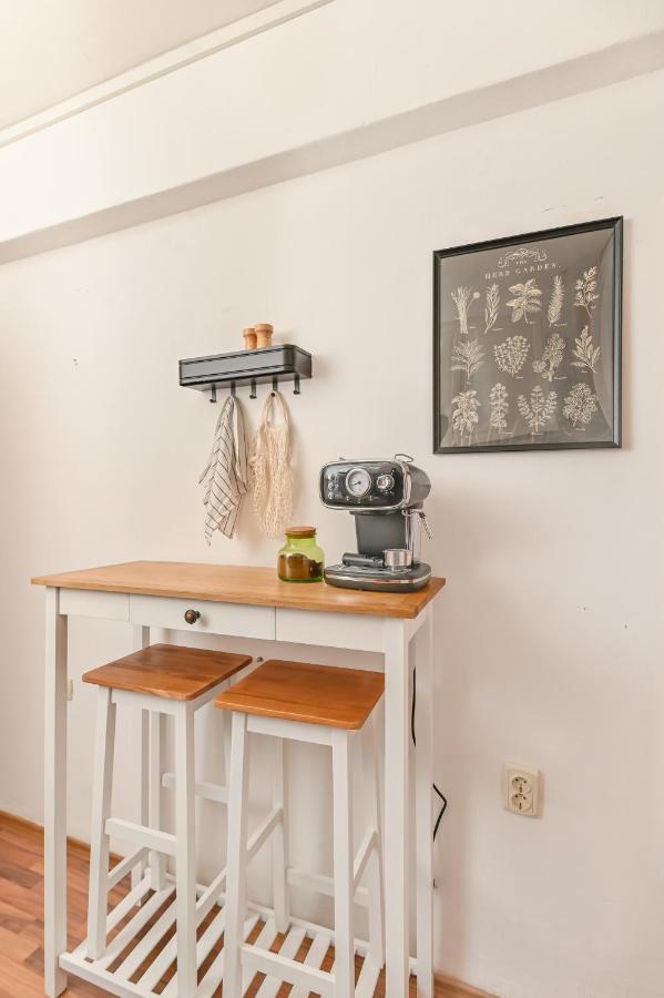 סופיה Cosy&Art 1Bd Apartment Next To Slaveykov Square מראה חיצוני תמונה